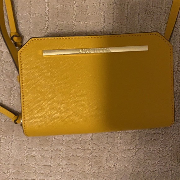 Steve Madden Purse - Picture 2 of 2